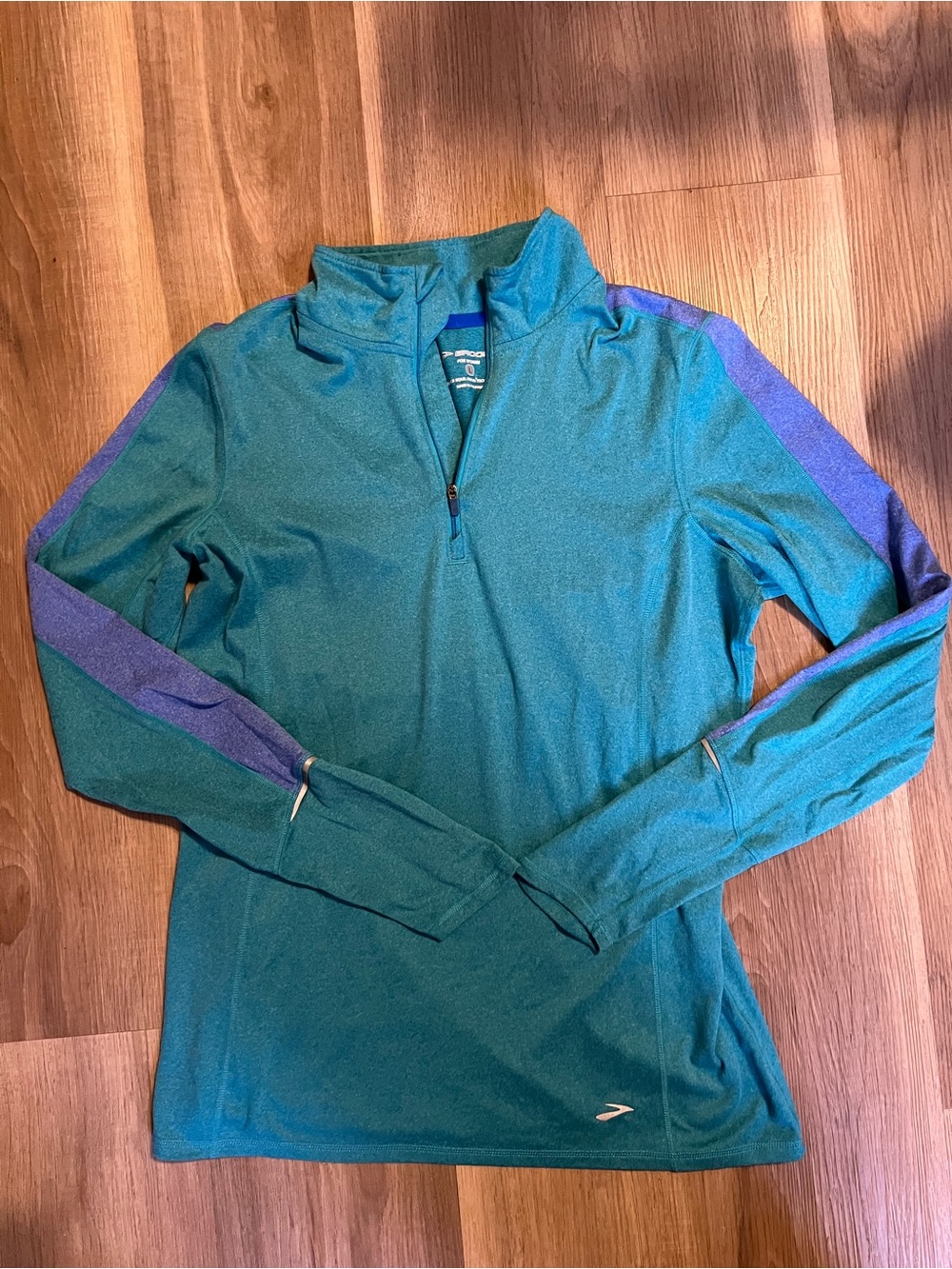Brooks Women's Teal Half-Zip Running Pullover with Purple Accents Sz large